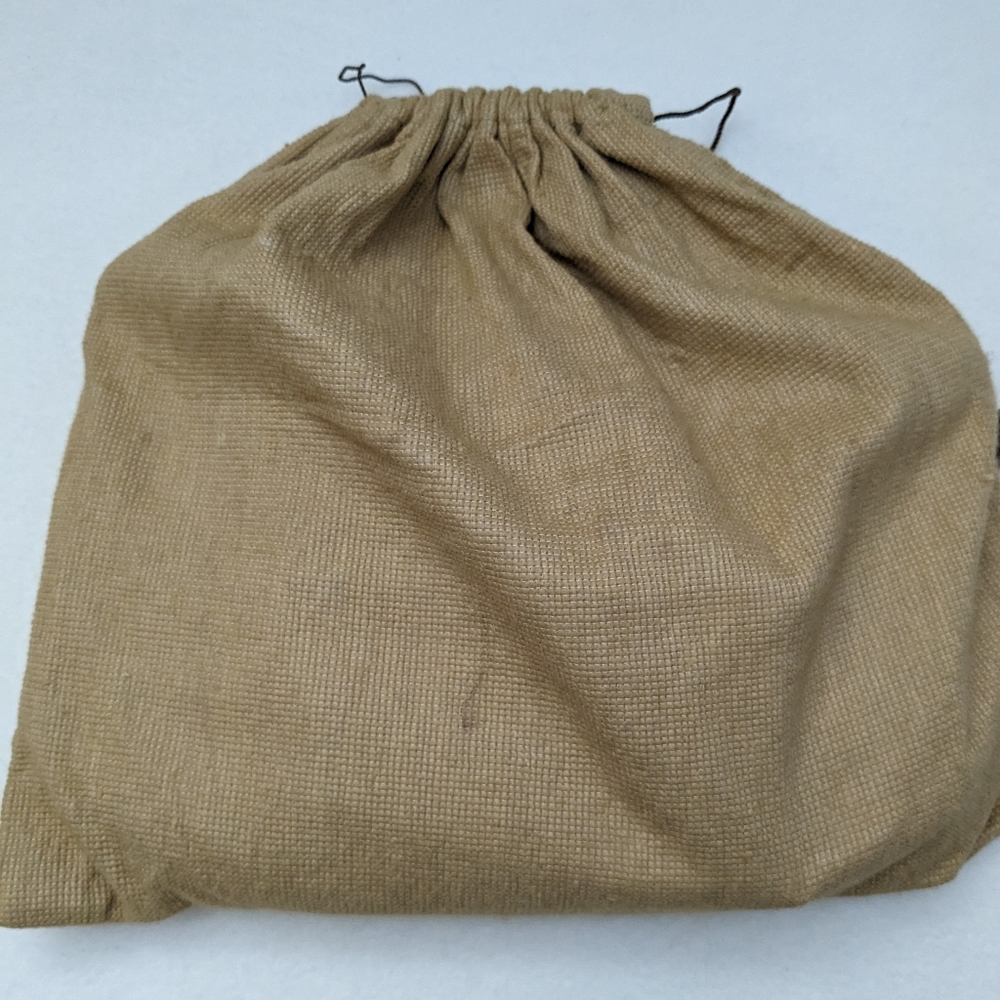 Vintage, butter soft, shoulder purse by Expressions. Light tan - Picture 8 of 8